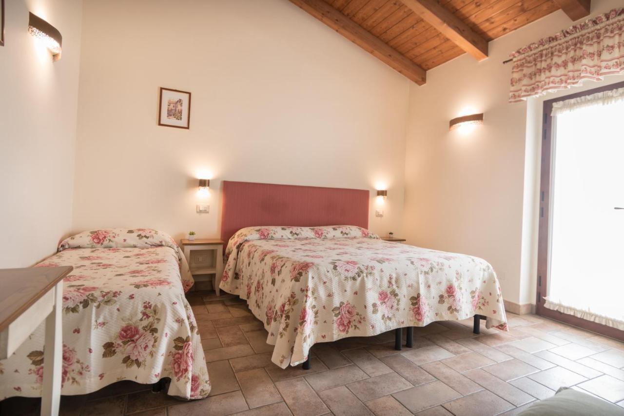 Rosa Di Assisi Bastia Umbra Exterior foto