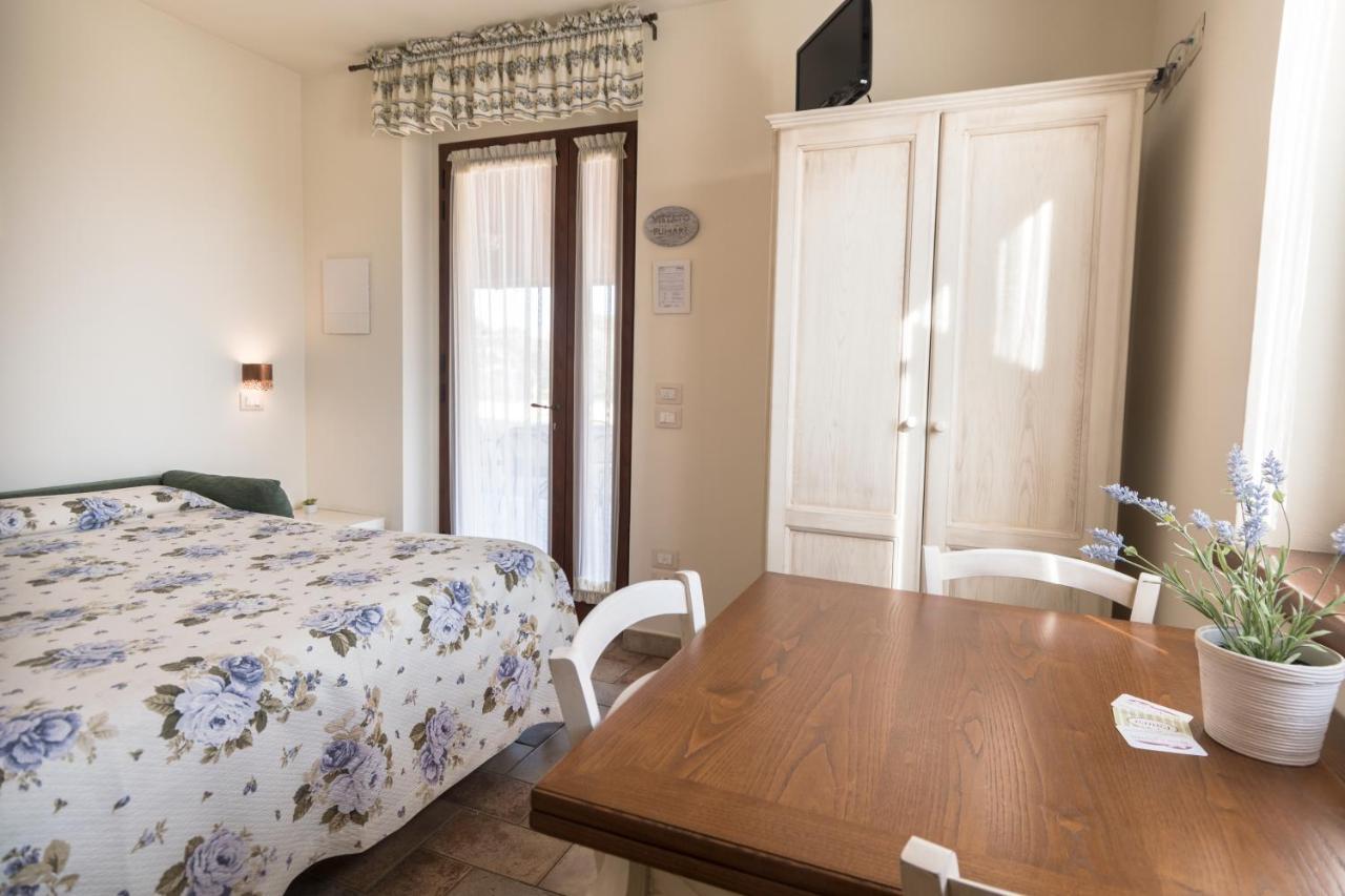 Rosa Di Assisi Bastia Umbra Exterior foto