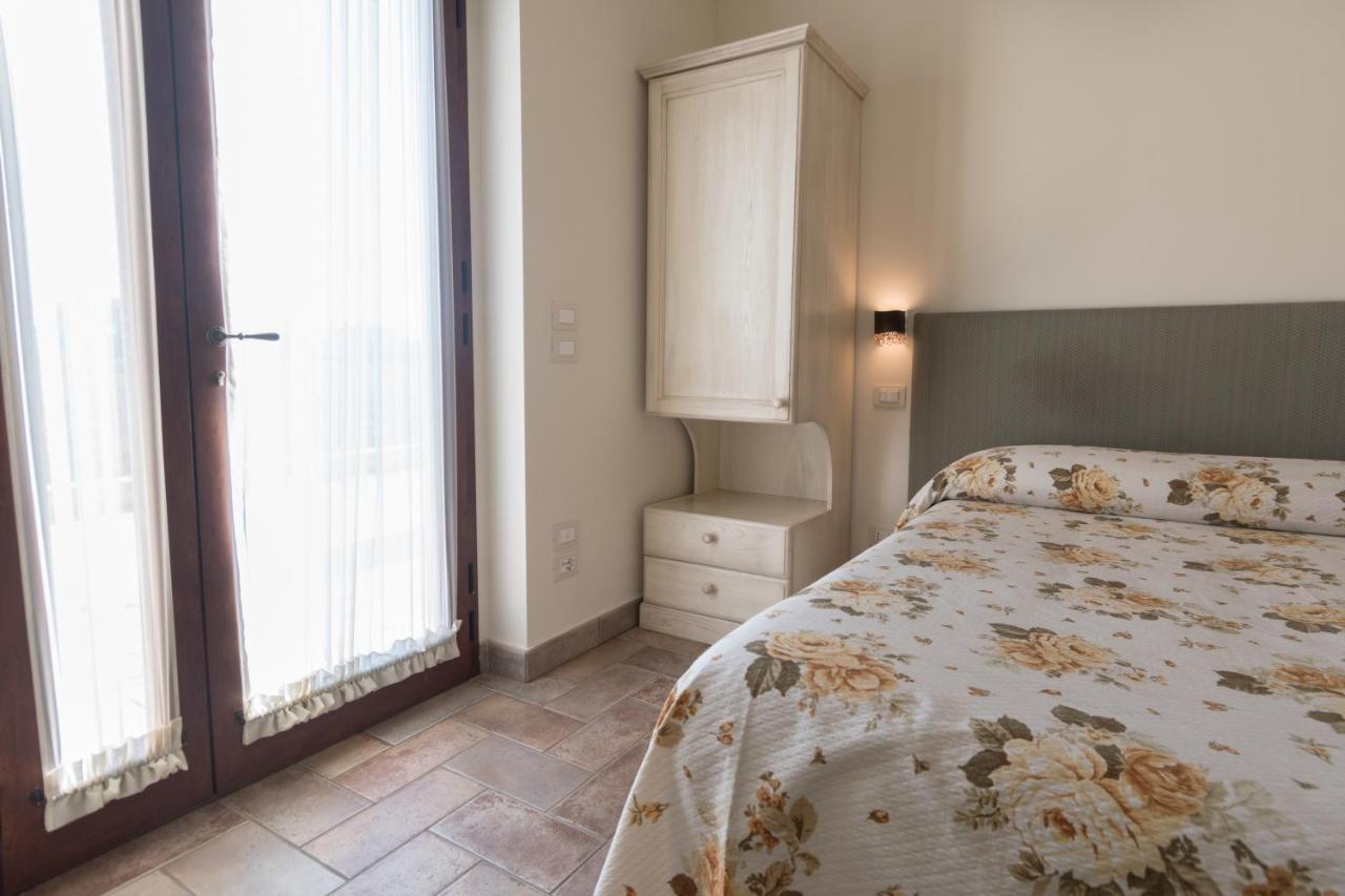 Rosa Di Assisi Bastia Umbra Exterior foto