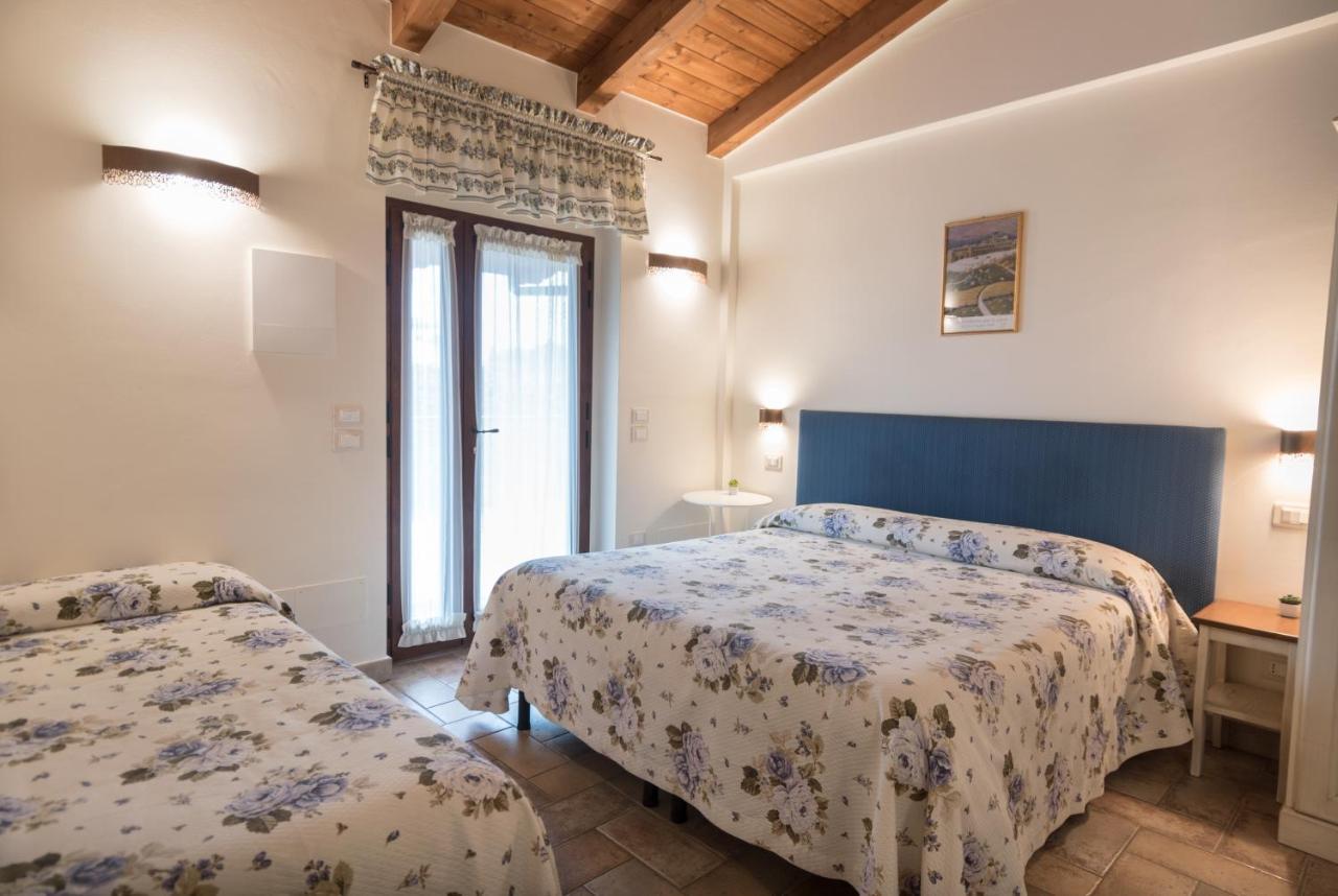 Rosa Di Assisi Bastia Umbra Exterior foto